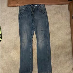 Wrangler retro slim straight 32x36 jeans.